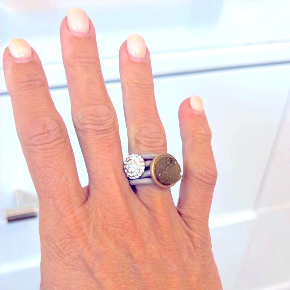 Stylish Leather Band Ring with Crystal Accents Size 6